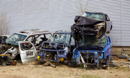 Wrecked-and-salvaged-vehicles-1.webp