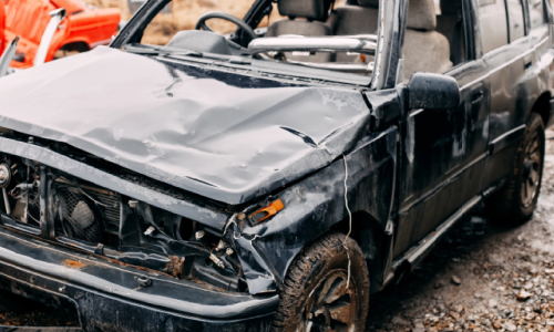 Wrecked and salvaged vehicles (3)